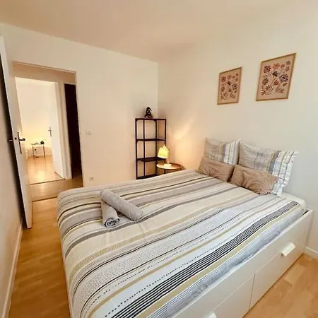 Apartment Duplex Le G - Proche Disneyland *
