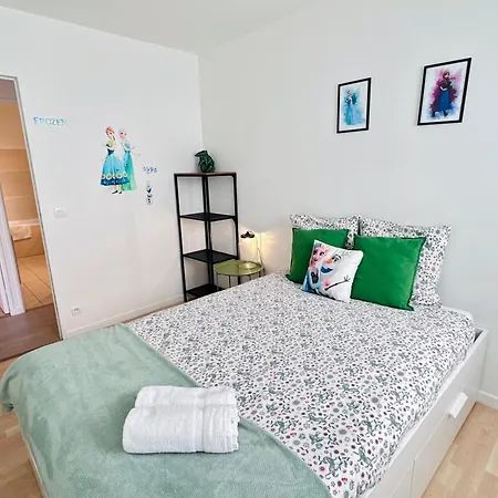 Duplex Le G - Reine Des Neiges 10 Min Paris 蒙泰夫兰